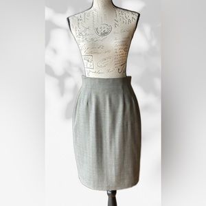 EMANUEL UNGARO Wool Tweed Pencil Skirt, Fully Lined (8) Vintage, Like New